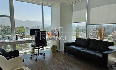 Oficina en Arriendo en A pasos del metro El Golf