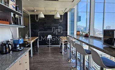 Oficina en Arriendo en A pasos del metro El Golf