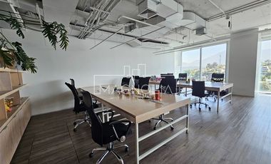 Oficina en Arriendo en A pasos del metro El Golf