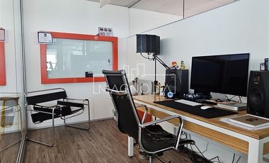 Oficina en Arriendo en A pasos del metro El Golf