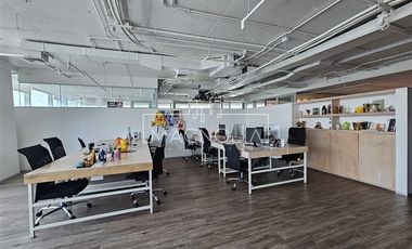 Oficina en Arriendo en A pasos del metro El Golf