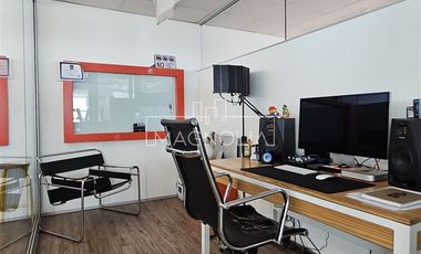 Oficina en Arriendo en A pasos del metro El Golf