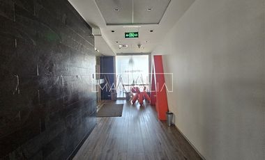 Oficina en Arriendo en A pasos del metro El Golf