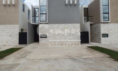 Casa de 3 recamaras en privada residencial en Conkal, Yucatan. Entrega inmediata