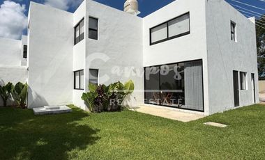 Casa de 3 recamaras en privada en Conkal