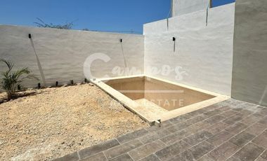 Casa de 3 recamaras en privada en Conkal entrega inmediata