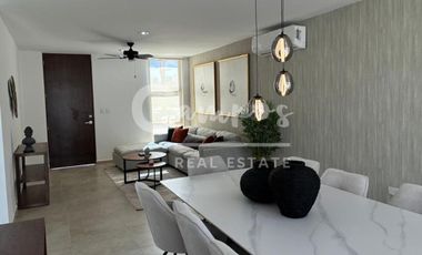 Casa de 2 pisos y 2 recamaras en privada residencial en Conkal, Yucatan. Preventa septiembre 2027