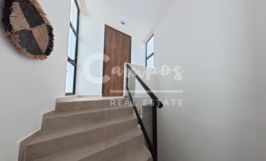 Casa de 2 pisos y 2 recamaras en privada residencial en Conkal, Yucatan. Preventa septiembre 2027