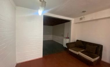 CASA CON TERRENO AMPLIO EN BUIN