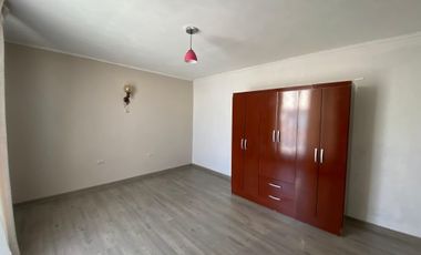 CASA CON TERRENO AMPLIO EN BUIN