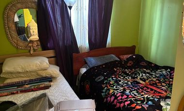 SE VENDE AMPLIA CASA CON GRAN TERRENO