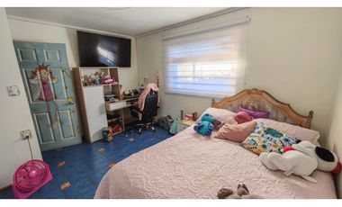 Venta Casa 5D Quincho Piscina Estacionamiento en San Esteban