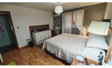 Venta Casa 5D Quincho Piscina Estacionamiento en San Esteban