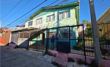 VALPARASO - DOS CASAS EN RODELILLO - 6D 2B 1E