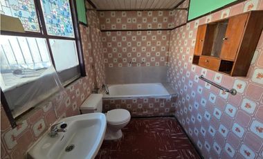 VALPARASO - DOS CASAS EN RODELILLO - 6D 2B 1E