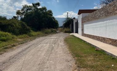 Se vende terreno en la Presa de los Dolores , Tlajomulco Zuñiga