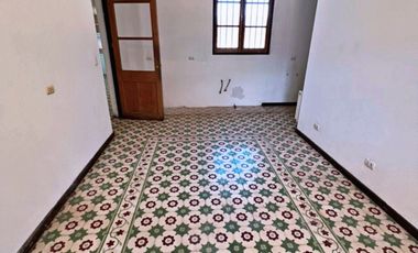 VENTA DE CASA DE 7 DORM.  CON PISCINA SAN FERNANDO