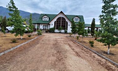 VENTA DE CASA EN PARCELA CON PISCINA MALLOA