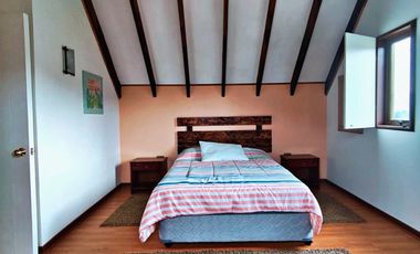 VENTA DE CASA EN PARCELA CON PISCINA MALLOA