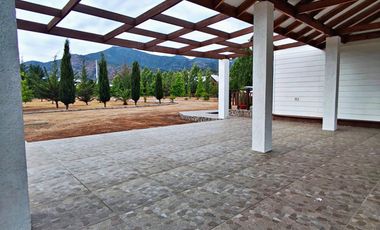 VENTA DE CASA EN PARCELA CON PISCINA MALLOA