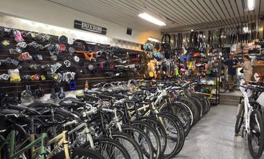 Venta local comercial en el centro!