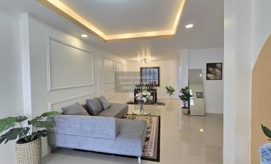 FOR SELL Townhouse/Townhome  Siwarat 10 Bangkhem  CX-140514