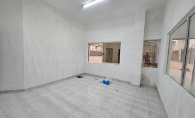 BODEGA EN RENTA EN PEQUEÑA ZONA INDUSTRIAL EN TORREON, COAHUILA.