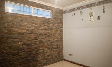 Departamento en Alquiler, 1er piso, Loja y Andrés Matheus, EliC