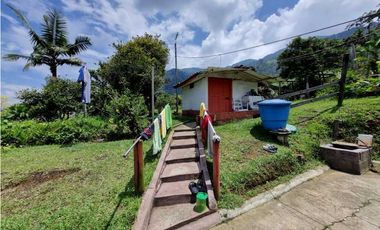 Finca plana, 5 minutos de San Antonio de Prado y muy cerca a Medellin