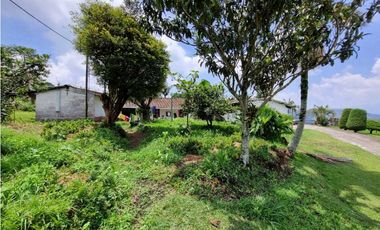 Finca plana, 5 minutos de San Antonio de Prado y muy cerca a Medellin
