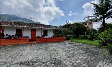 Finca plana, 5 minutos de San Antonio de Prado y muy cerca a Medellin