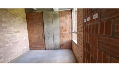 VENDO APARTAMENTO LA CEJA 3ALCOBAS BALCON Y AMPLIAS ZONAS COMUNES