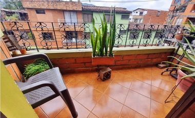 VENDO APARTAMENTO DUPLEX BARRIO ALCALA ENVIGADO 5 ALCOBAS 2 BALCONES