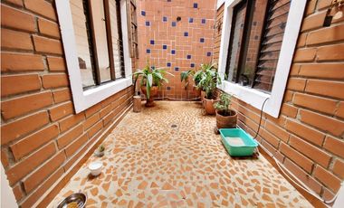 VENDO APARTAMENTO DUPLEX BARRIO ALCALA ENVIGADO 5 ALCOBAS 2 BALCONES