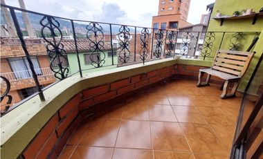 VENDO APARTAMENTO DUPLEX BARRIO ALCALA ENVIGADO 5 ALCOBAS 2 BALCONES