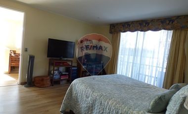 Casa 2 pisos, venta, 4D, 3B, 3E. Ñuñoa