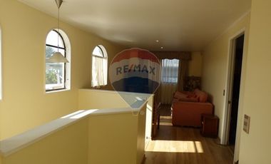 Casa 2 pisos, venta, 4D, 3B, 3E. Ñuñoa