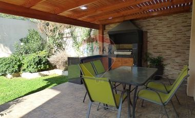 Casa 2 pisos, venta, 4D, 3B, 3E. Ñuñoa