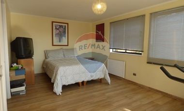 Casa 2 pisos, venta, 4D, 3B, 3E. Ñuñoa