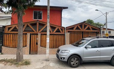Arriendo Casa 6d2b2e con Local Comercial La Granja