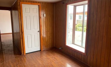 Arriendo Casa 6d2b2e con Local Comercial La Granja