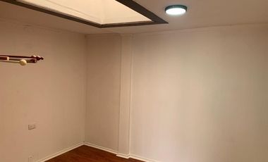 Arriendo Casa 6d2b2e con Local Comercial La Granja