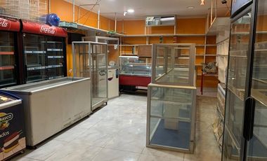 Arriendo Casa 6d2b2e con Local Comercial La Granja