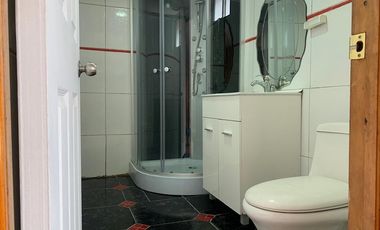 Arriendo Casa 6d2b2e con Local Comercial La Granja