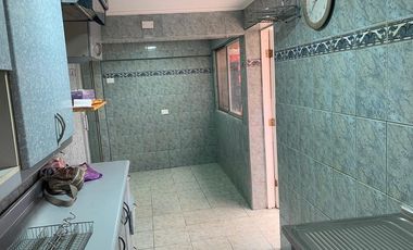 Arriendo Casa 6d2b2e con Local Comercial La Granja