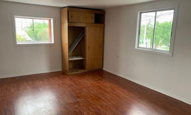 Arriendo Casa 6d2b2e con Local Comercial La Granja