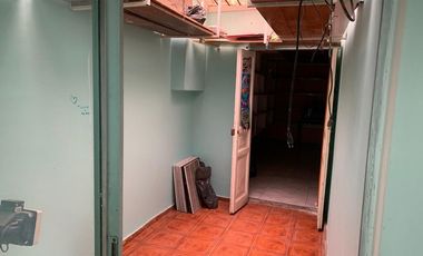 Arriendo Casa 6d2b2e con Local Comercial La Granja