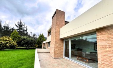 ARRIENDO – CASA EN LA CALERA | VALLE ALTO