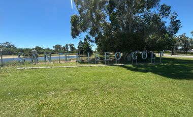 Terreno EN BARRIO SAN ELISEO