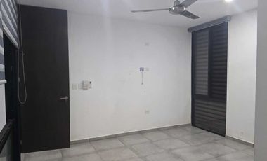 TOWN HOUSE EN MONTEBELLO A UNAS CALLES DE LA ANDRES GARCIA LAVIN